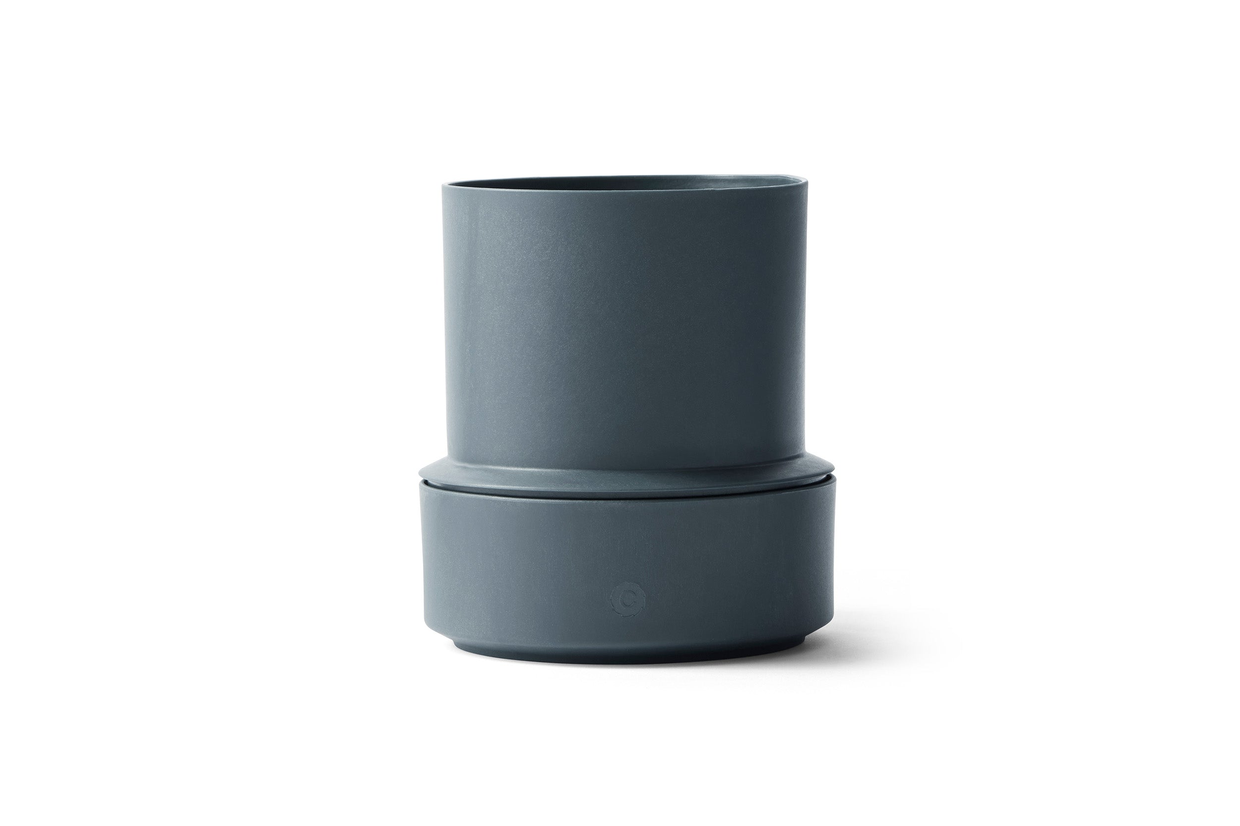 Billund self-watering pot, blueberry