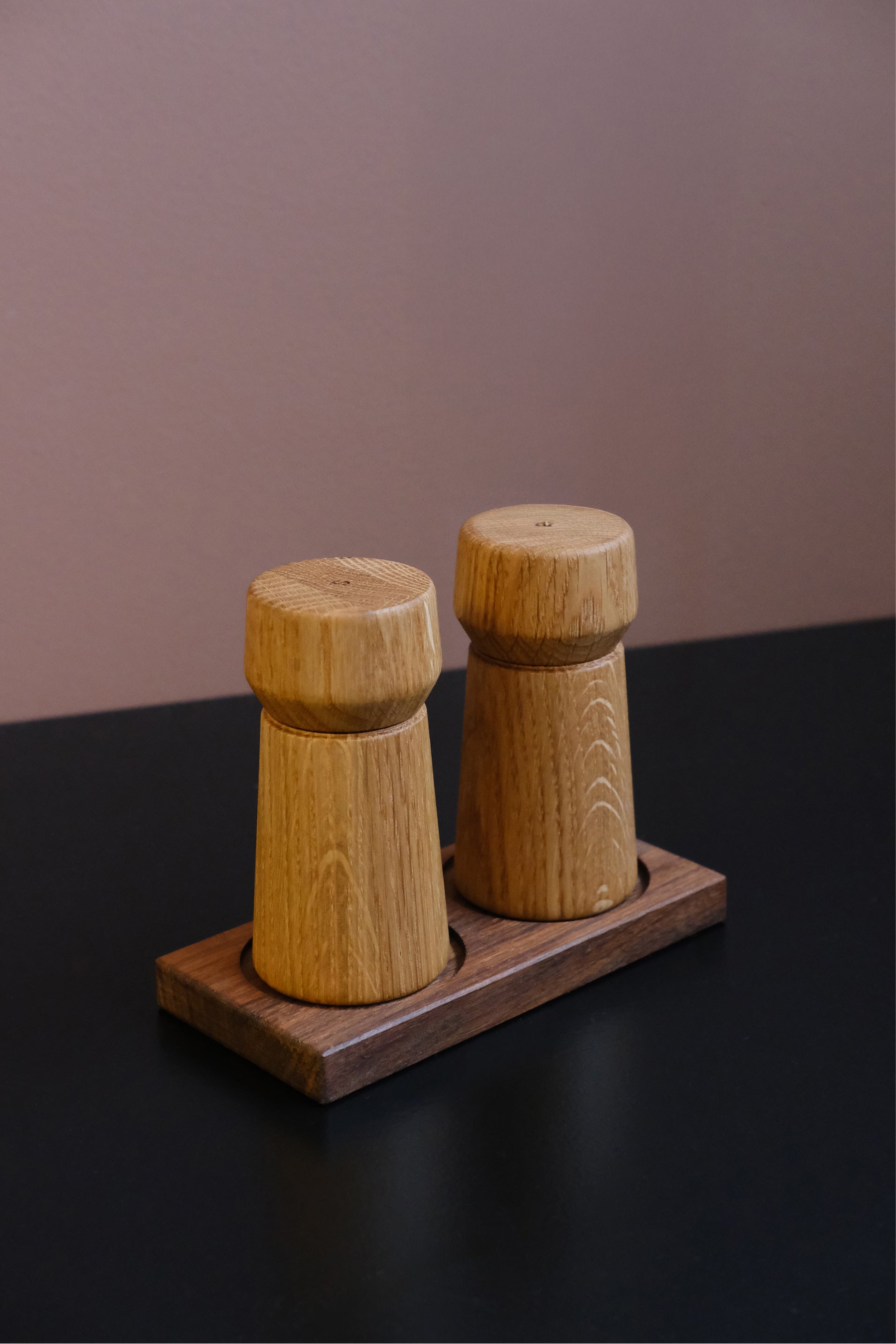 Amsterdam + Table Topper Set, oak +walnut